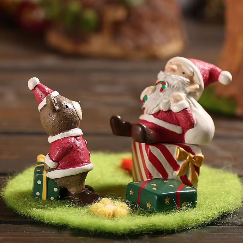 Christmas Theme Custom Resin Figurines