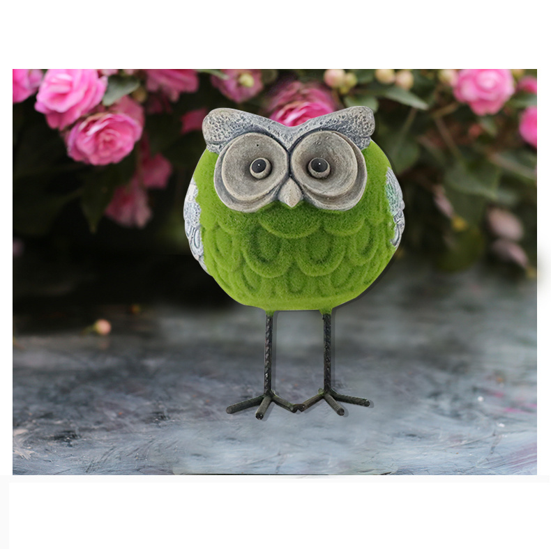 Resin Ornaments & Snow Globes