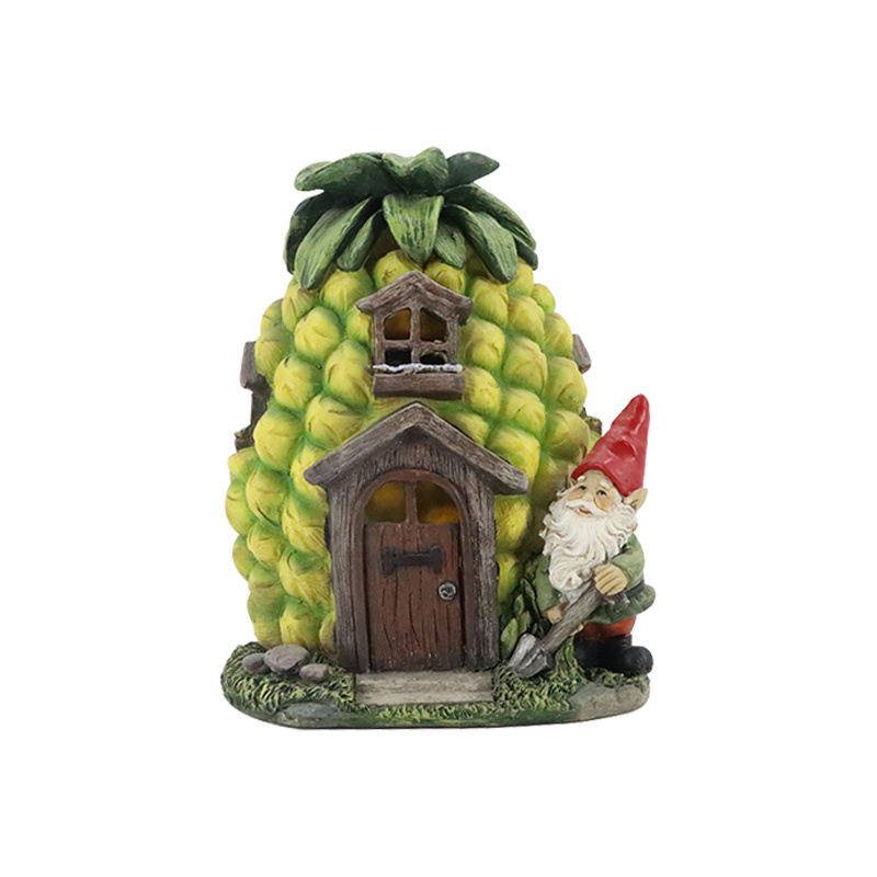 Resin Ornaments & Snow Globes