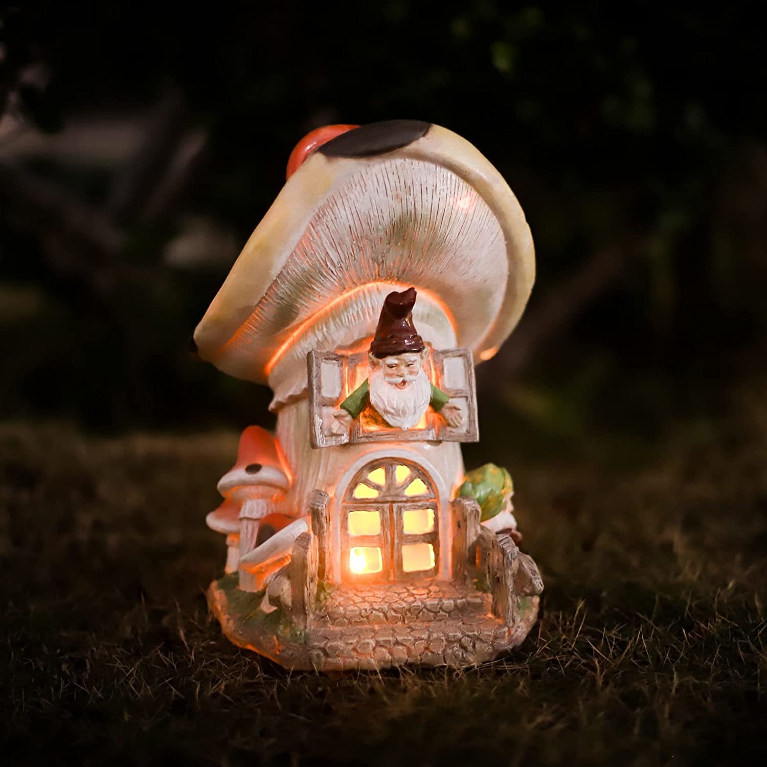 Resin Ornaments & Snow Globes