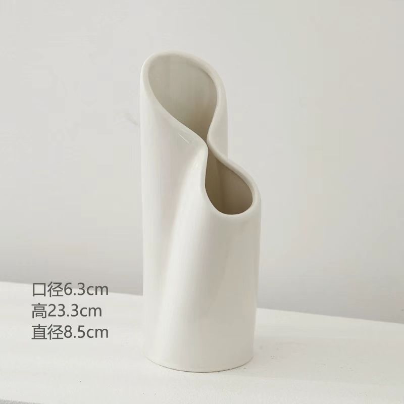 Ceramic Vase 018