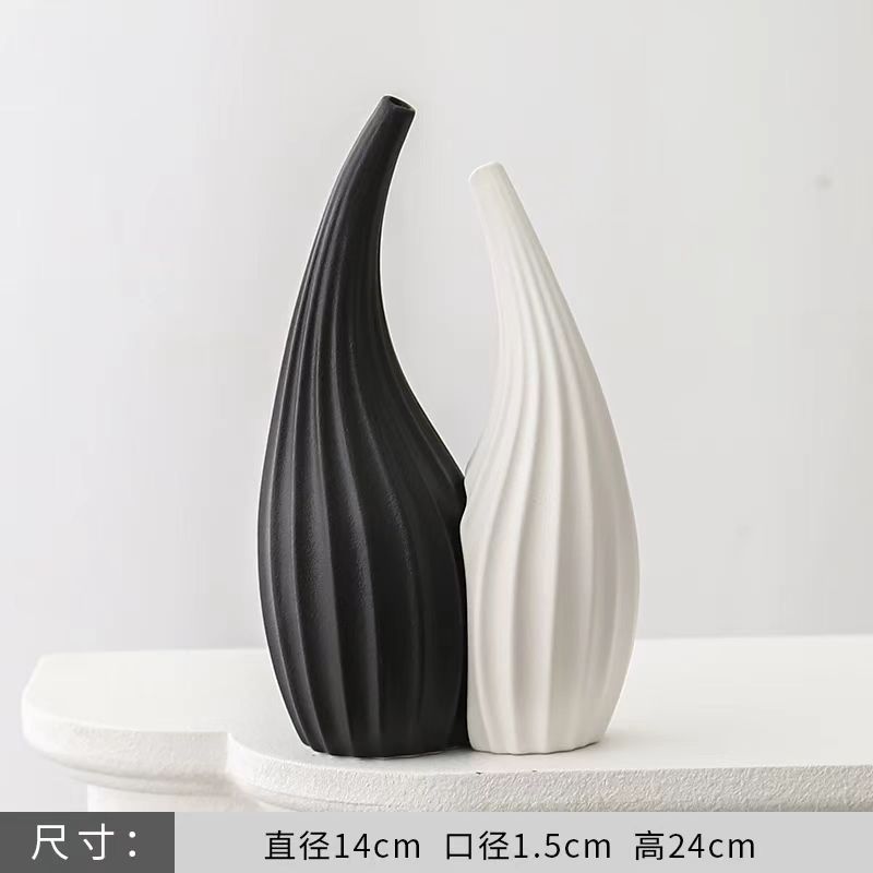 Ceramic Vase 019