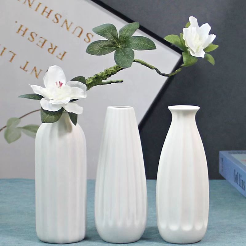 Ceramic Vase 025