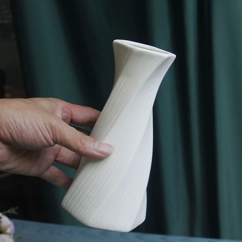 Ceramic Vase 028