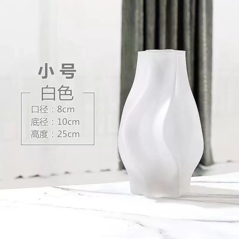 Glass Vase 028