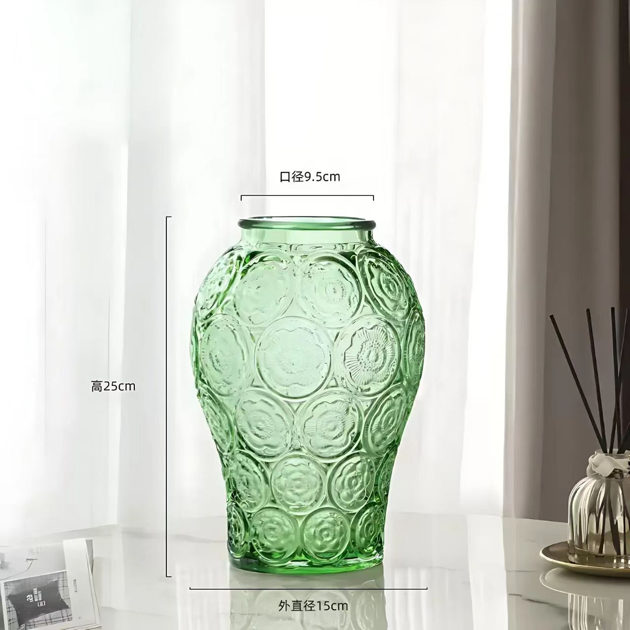 Glass Vase 035